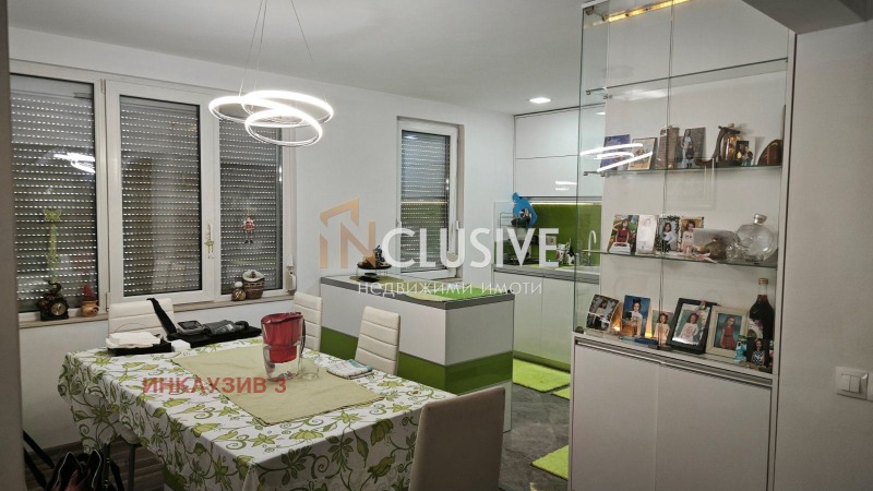 Продава  3-стаен град София , Красно село , 111 кв.м | 33112220 - изображение [2]