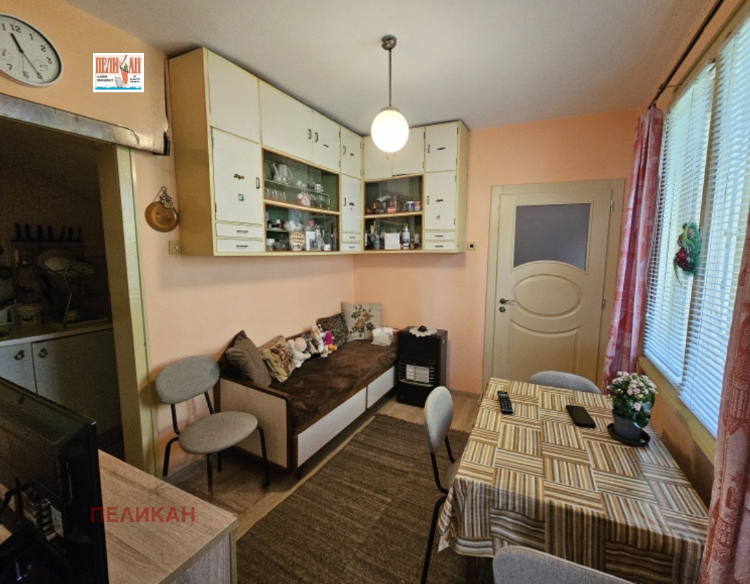 Продава КЪЩА, гр. Горна Оряховица, област Велико Търново, снимка 6 - Къщи - 54768177