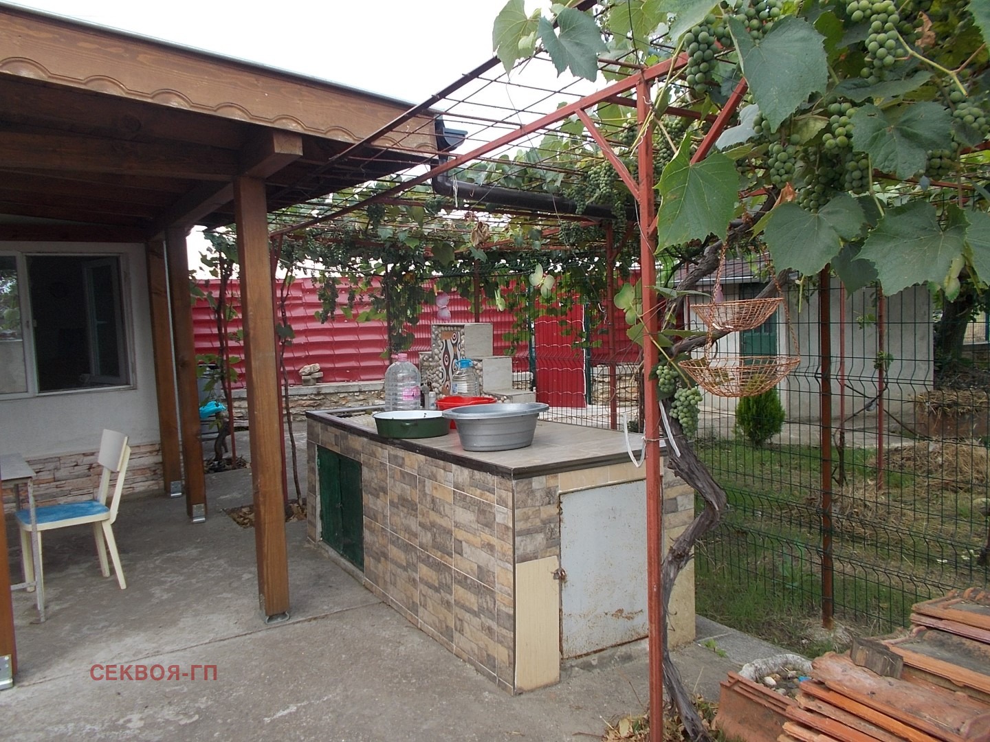 Продава КЪЩА, с. Безводица, област Добрич, снимка 2 - Къщи - 56346818