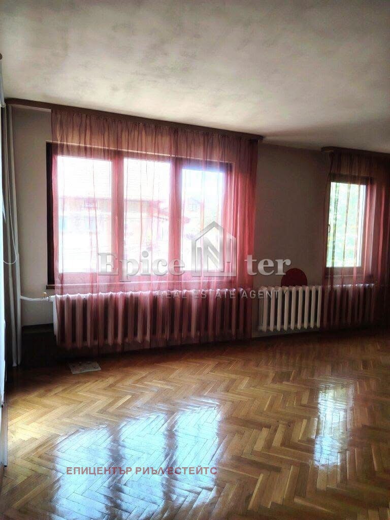 Продава КЪЩА, гр. Перник, Драгановец, снимка 7 - Къщи - 55330081