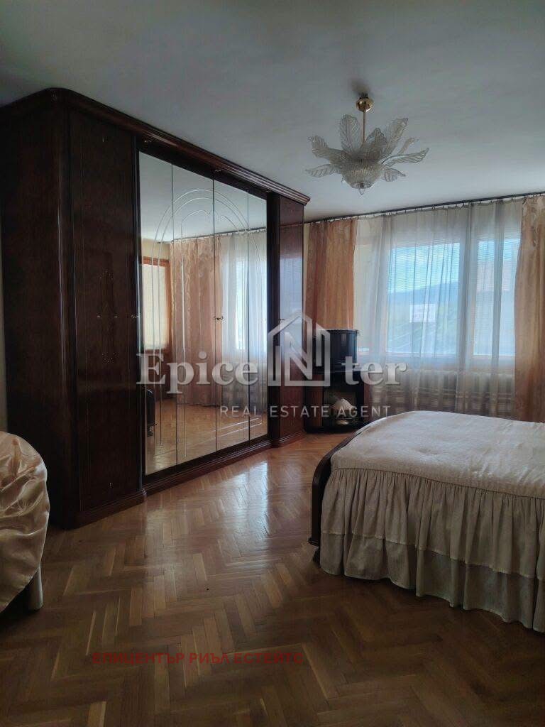 Продава КЪЩА, гр. Перник, Драгановец, снимка 14 - Къщи - 55330081