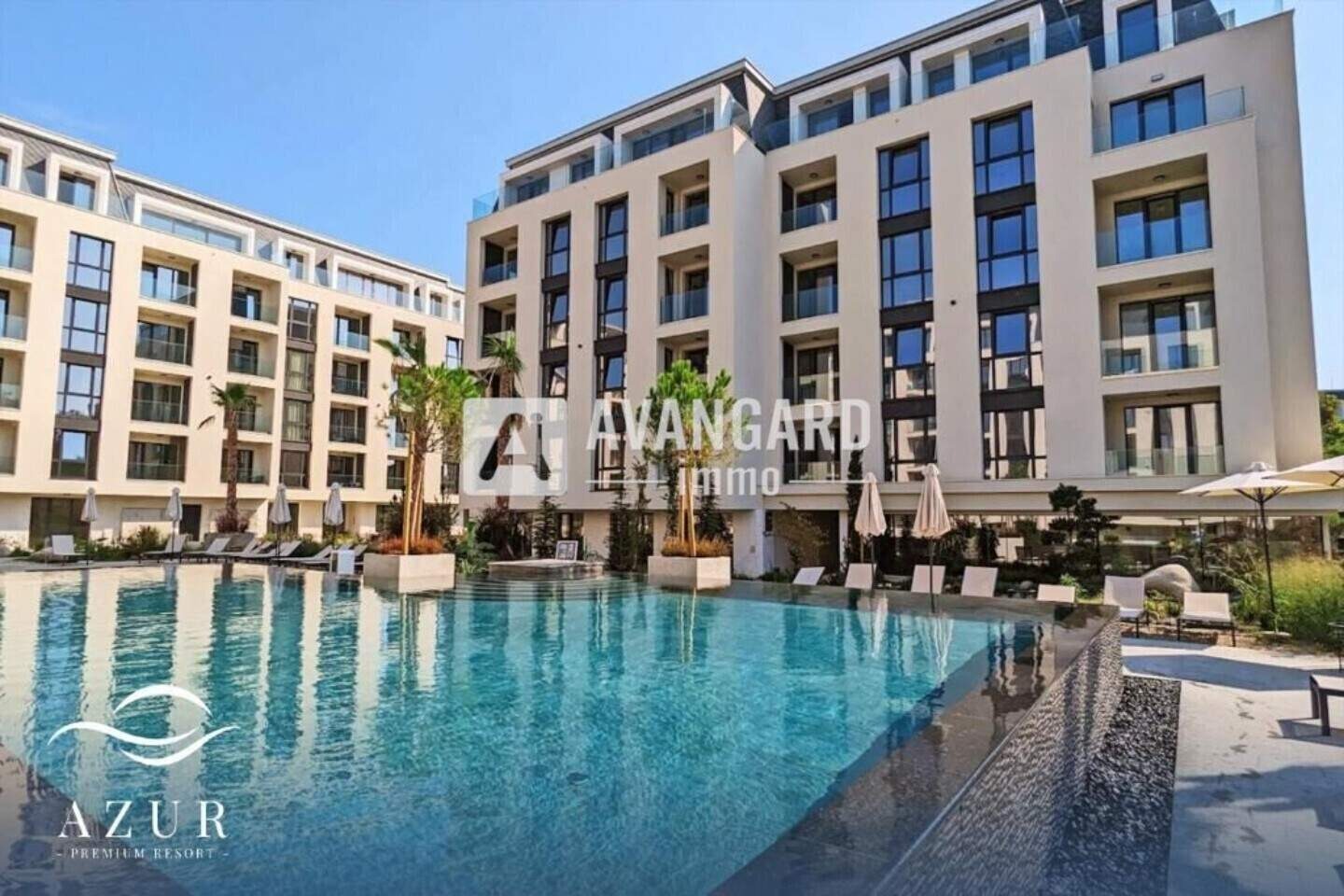 Продава 3-СТАЕН, гр. Варна, к.к. Св.Св. Константин и Елена