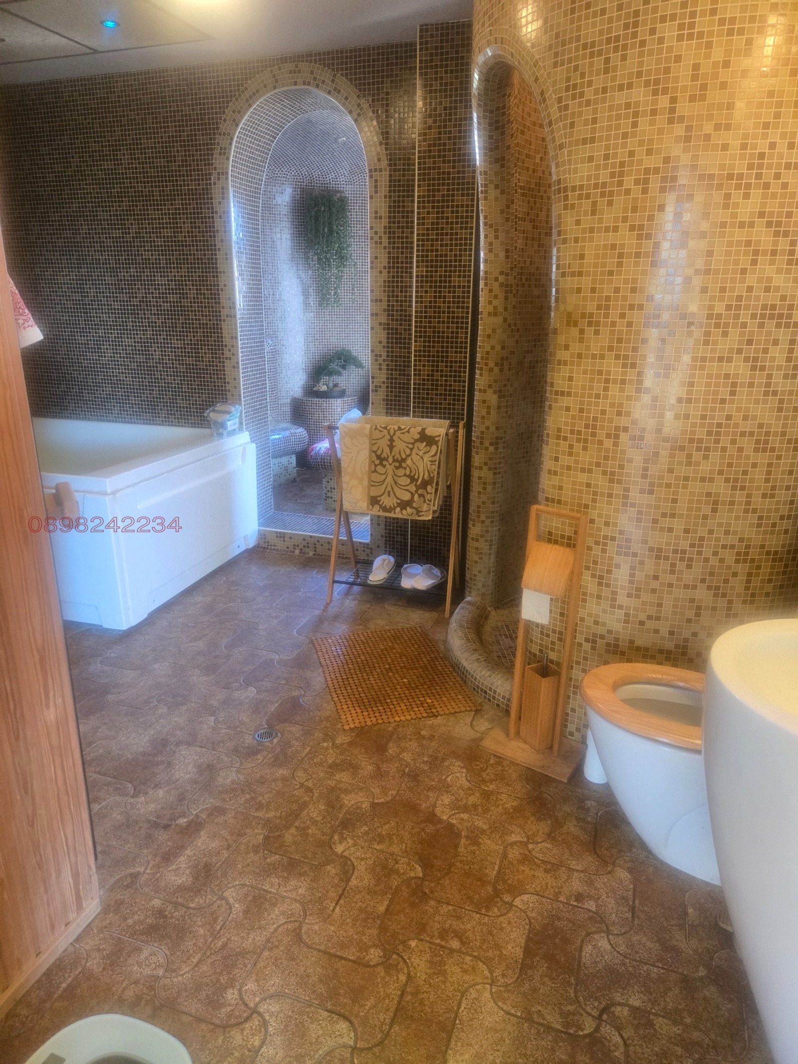 Продава КЪЩА, гр. Варна, м-т Долна Трака, снимка 15 - Къщи - 54105776