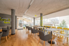 Bar; Kahve dükkanı Ivan Vazov, Sofia