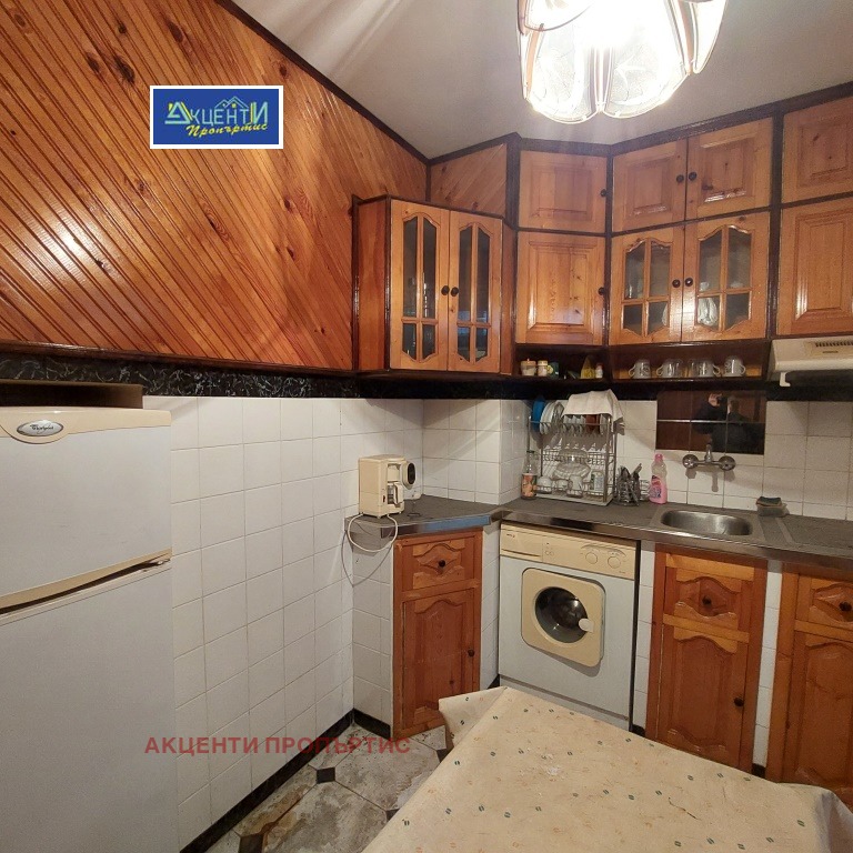 Продава  3-стаен град Велико Търново , Зона Б , 68 кв.м | 36717590 - изображение [6]