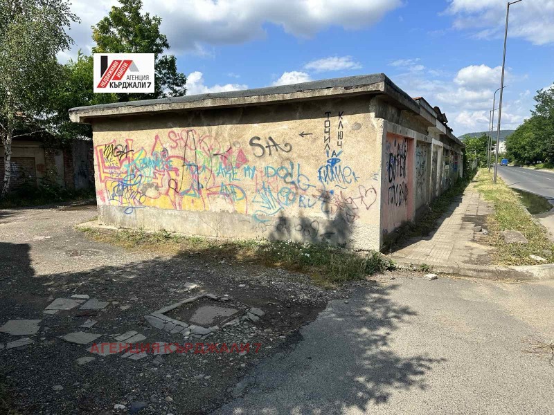 Продава  Гараж град Кърджали , Център , 19 кв.м | 72619935 - изображение [4]