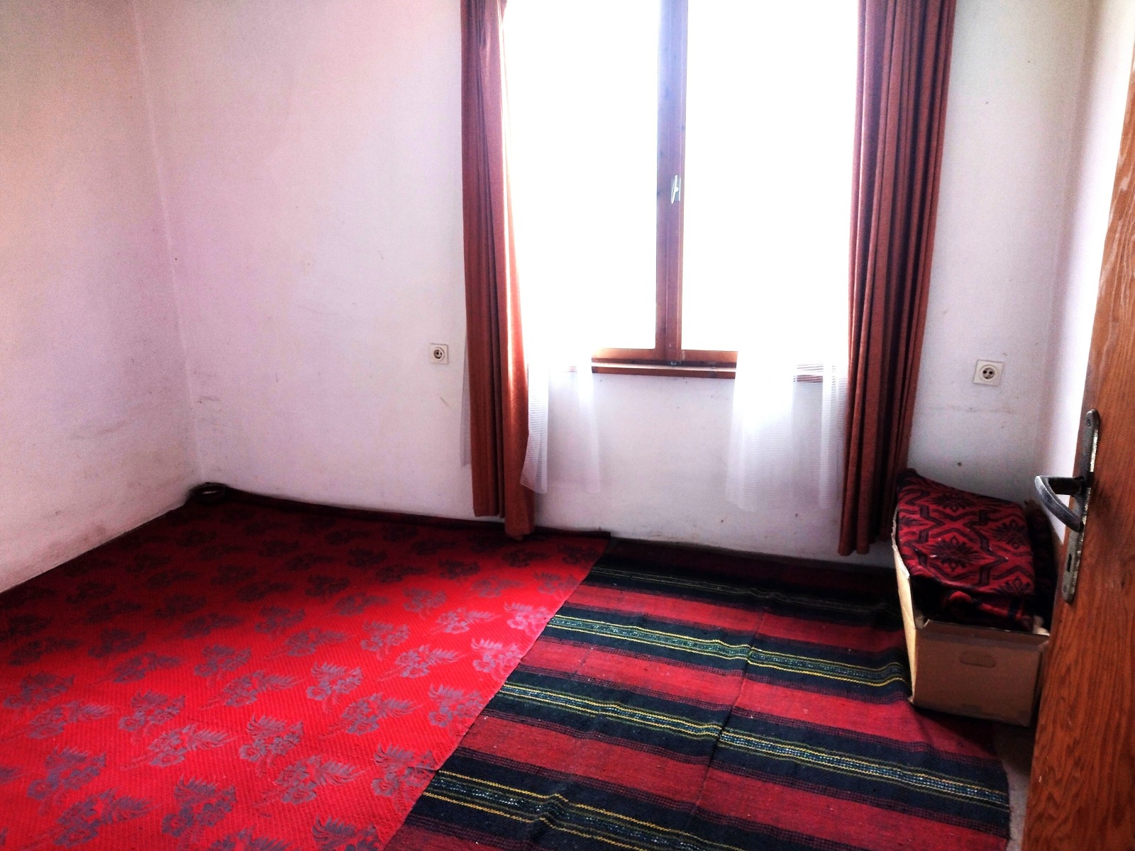 Продава КЪЩА, гр. Белоградчик, област Видин, снимка 5 - Къщи - 56218426