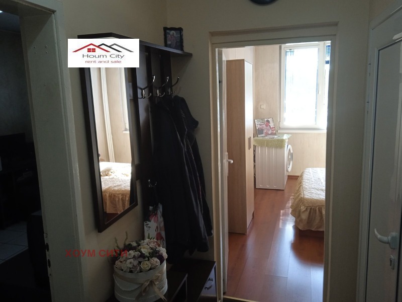 En venta  Estudio Sofia , Druzhba 1 , 47 metros cuadrados | 89818397 - imagen [2]