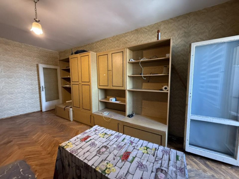 Продава  2-стаен град Благоевград , Орлова чука , 64 кв.м | 74976466 - изображение [12]