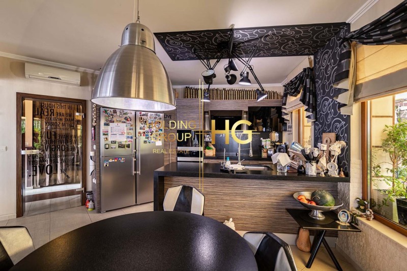 Till salu  Hus Varna , m-t Zelenika , 350 kvm | 60595553 - bild [7]