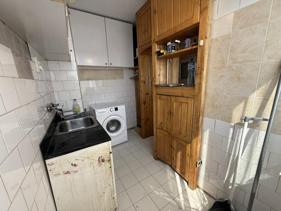 Продава 2-СТАЕН, гр. Благоевград, Орлова чука, снимка 2 - Апартаменти - 53797606