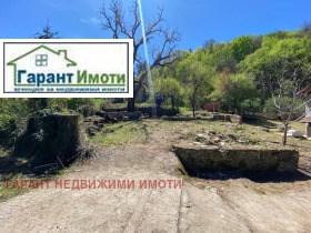 Продажба на имоти в с. Жълтеш, област Габрово - изображение 3 