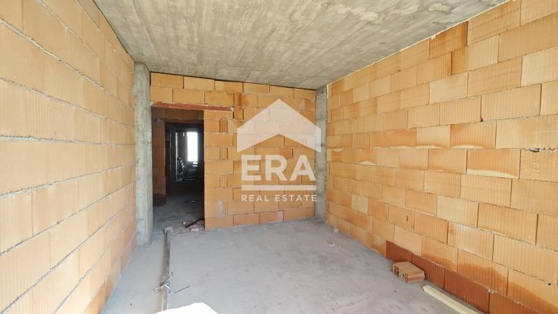 Продава 2-СТАЕН, гр. Търговище, Вароша, снимка 5 - Апартаменти - 52720040