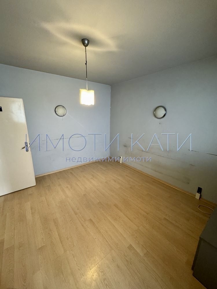 Продава 2-СТАЕН, гр. Перник, Мошино, снимка 4 - Апартаменти - 56745636