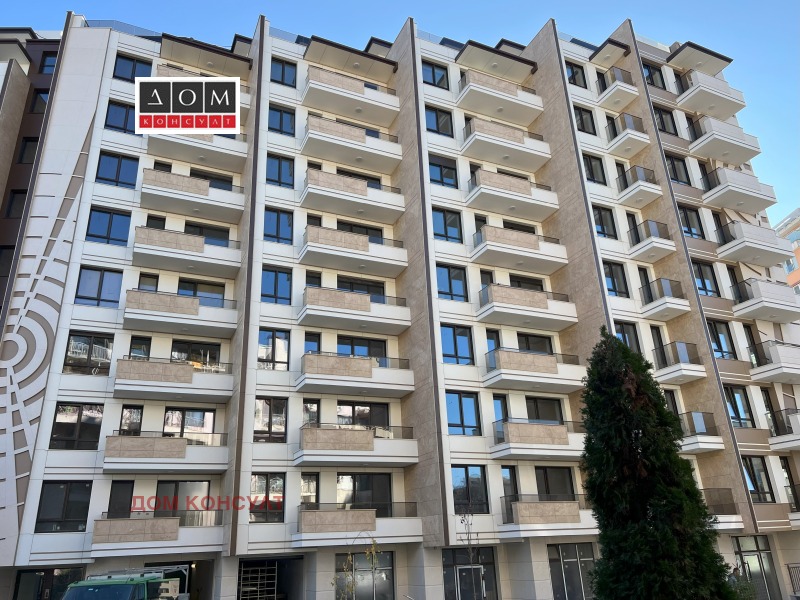 Продава  3-стаен, град София, Полигона •  282 500 EUR • ID 75915397 — holmes.bg - [1] 