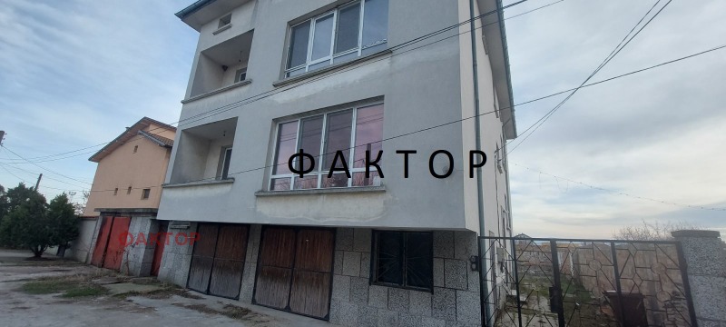 Продава  Къща, област Пловдив, с. Труд •  214 000 EUR • ID 80077642 — holmes.bg - [1] 