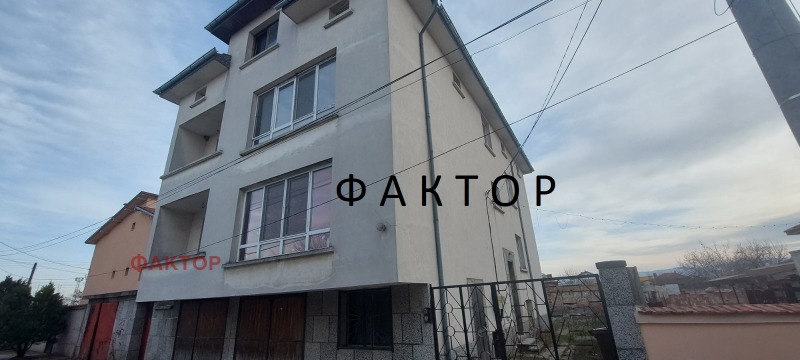 Продава  Къща област Пловдив , с. Труд , 560 кв.м | 53388565 - изображение [2]