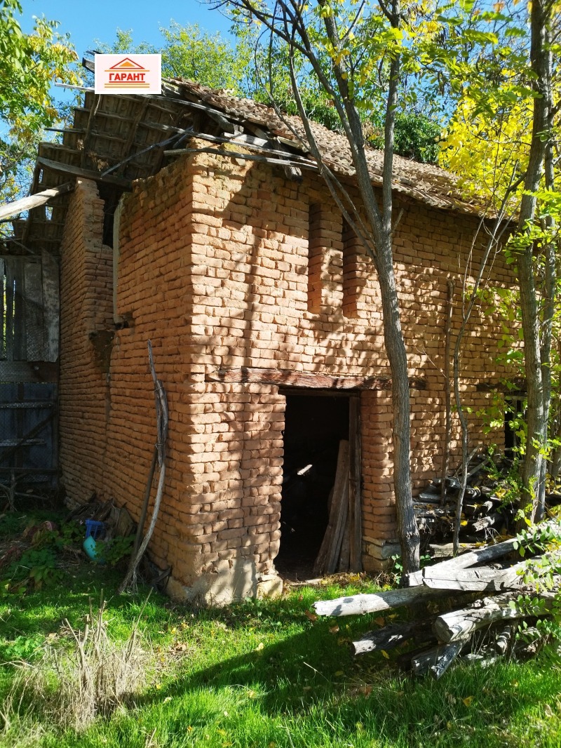 Продава КЪЩА, с. Садовец, област Плевен, снимка 3 - Къщи - 47922490