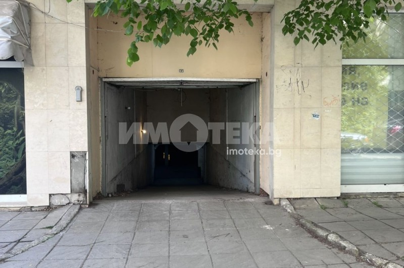 In vendita  Box auto Sofia , Krasno selo , 17 mq | 35851647