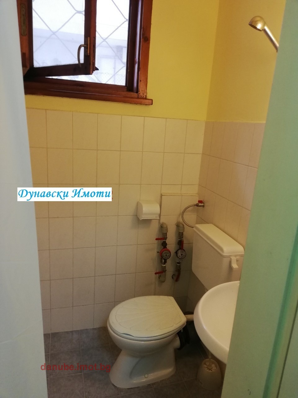 Продава АТЕЛИЕ, ТАВАН, гр. Русе, Ялта, снимка 7 - Апартаменти - 56105142