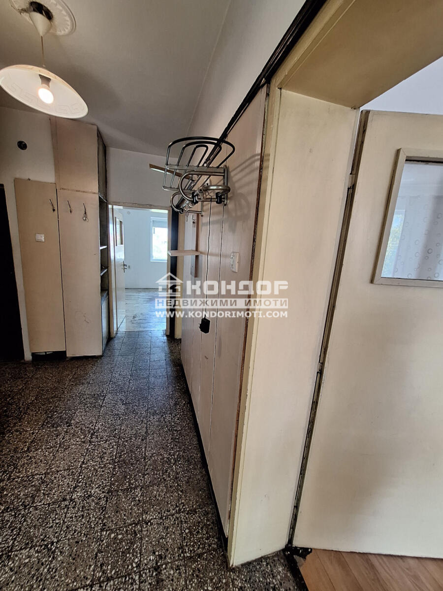Продава ЕТАЖ ОТ КЪЩА, гр. Пловдив, Кършияка, снимка 5 - Етаж от къща - 55320621