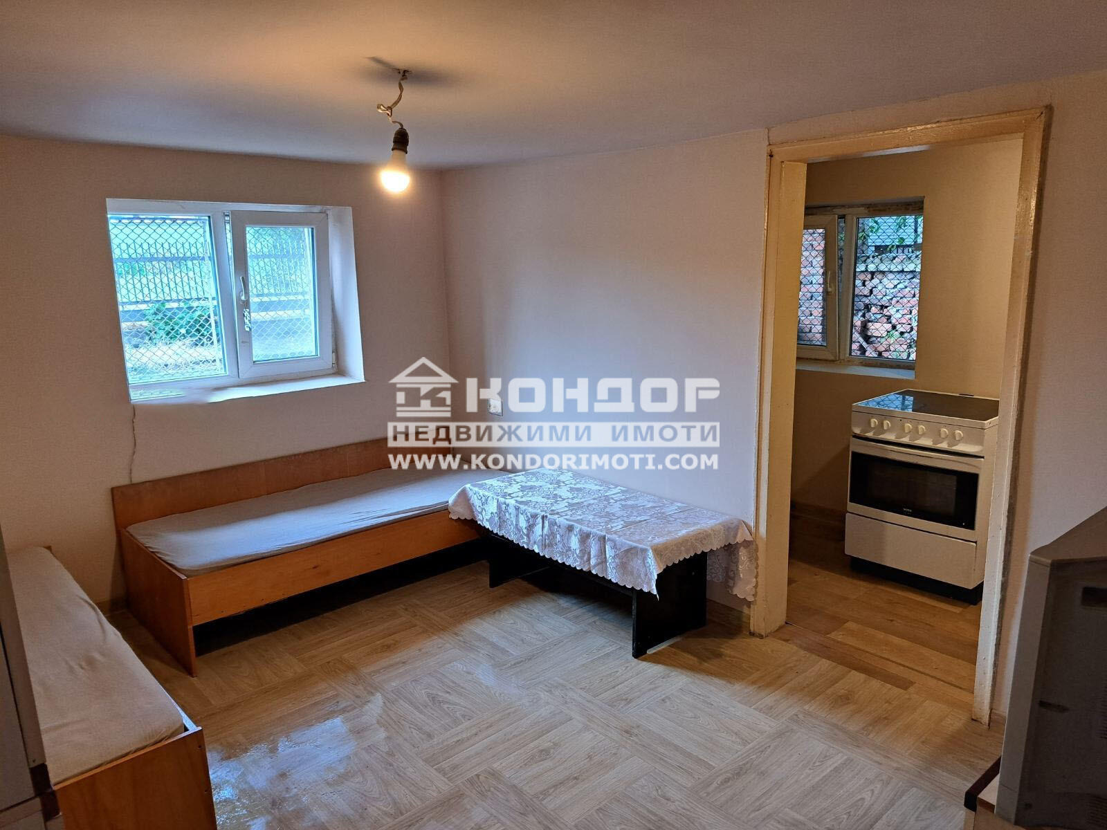 Продава ЕТАЖ ОТ КЪЩА, гр. Пловдив, Кършияка, снимка 10 - Етаж от къща - 55320621