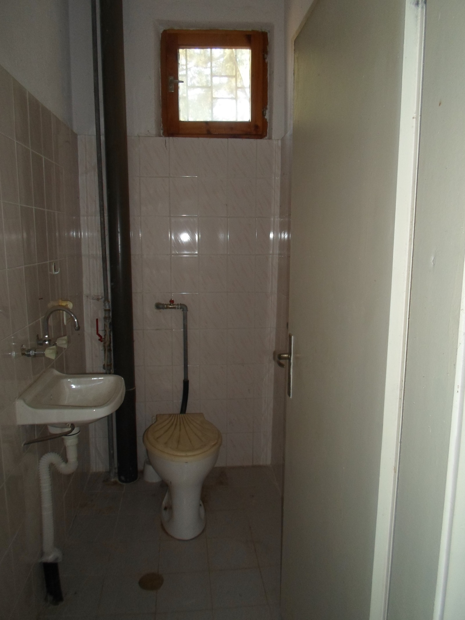 Продава КЪЩА, гр. София, м-т Детски град, снимка 12 - Къщи - 55305296
