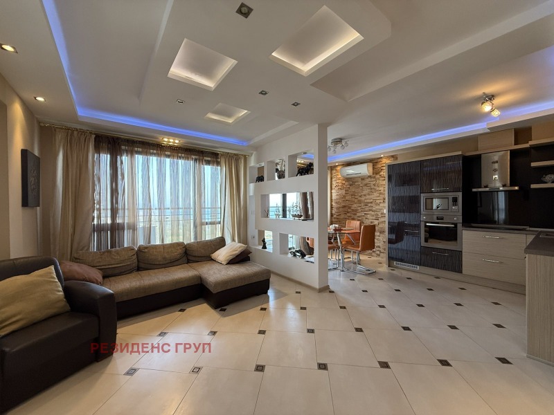 Продава МНОГОСТАЕН, гр. Бургас, Лазур, снимка 4 - Апартаменти - 52442959