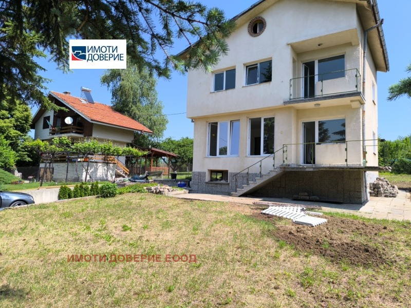 Myytävänä  Talo Pernikin alue , Golemo Butšino , 150 neliömetriä | 52068911 - kuva [2]