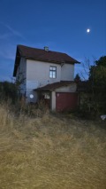 Продава КЪЩА, с. Слаковци, област Перник, снимка 1