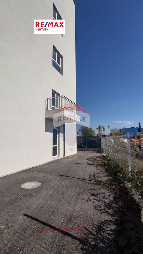 Продава ПРОМ. ПОМЕЩЕНИЕ | Imot.bg — изображение 6