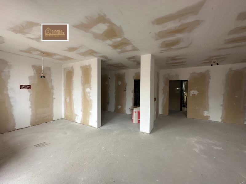 Продава  4-стаен град София , Бъкстон , 161 кв.м | 14211915 - изображение [2]