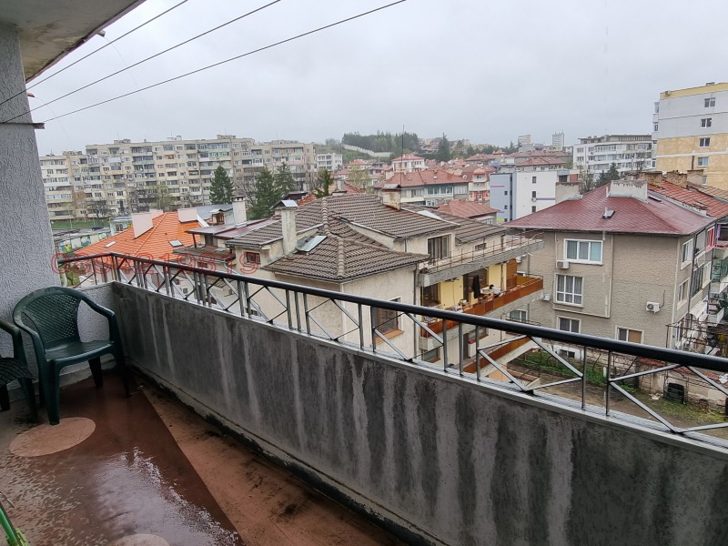 Продава МНОГОСТАЕН, гр. Шумен, Център, снимка 8 - Апартаменти - 52779582