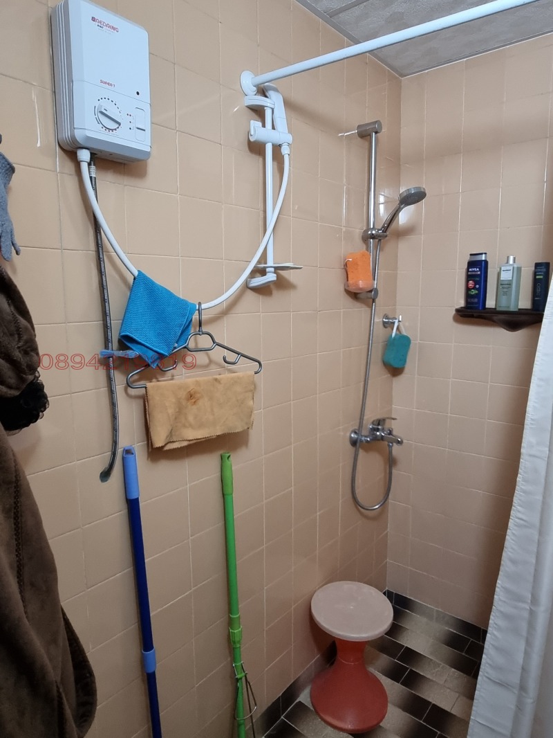 Продава МНОГОСТАЕН, гр. Шумен, Център, снимка 10 - Апартаменти - 52779582