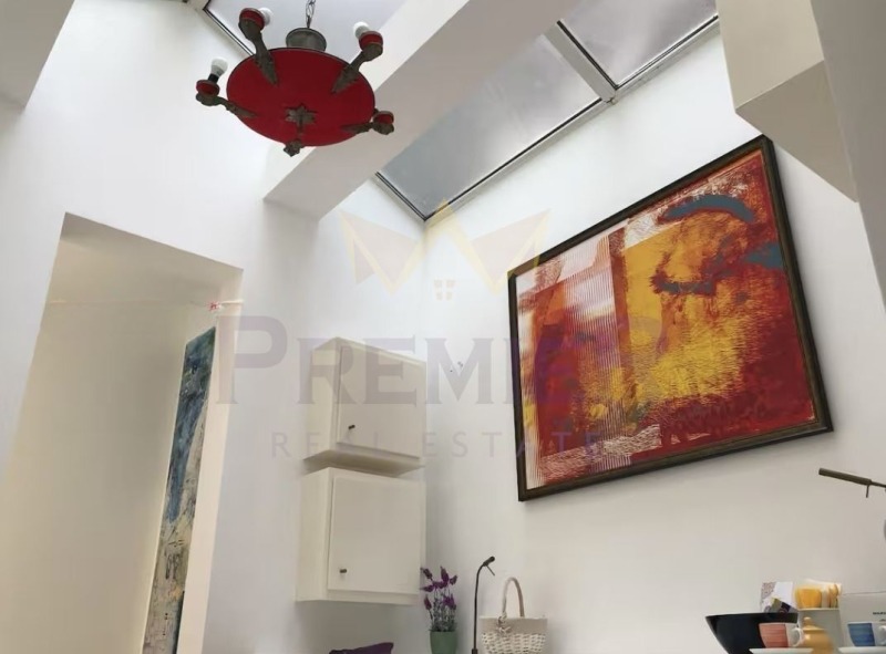 Продава МНОГОСТАЕН, гр. София, Център, снимка 8 - Апартаменти - 53414087