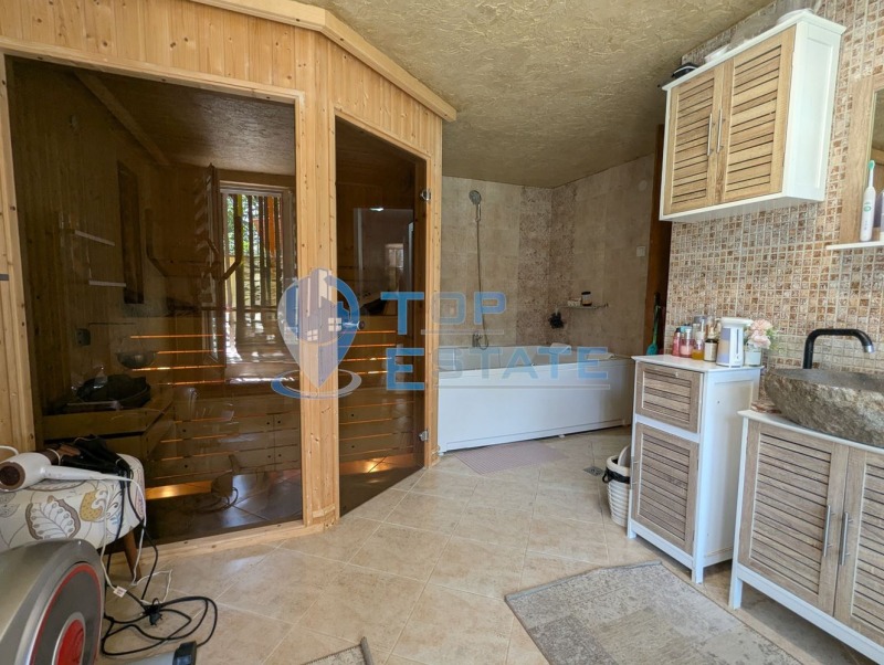 Продава  Къща област Велико Търново , гр. Горна Оряховица , 370 кв.м | 83473676 - изображение [14]