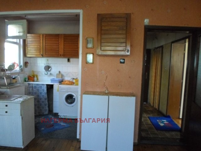 Продава  Къща област София , гр. Етрополе , 110 кв.м | 88346341 - изображение [3]