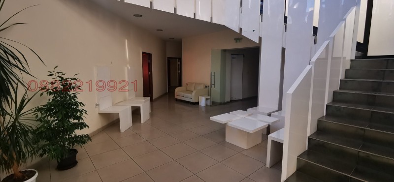 Продава ЗАВЕДЕНИЕ, гр. Шумен, Пазара, снимка 13 - Заведения - 52781878