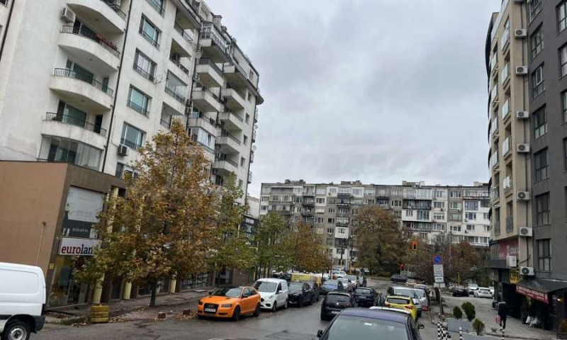 Продава ГАРАЖ, ПАРКОМЯСТО, гр. София, Манастирски ливади, снимка 6 - Гаражи и паркоместа - 52322926