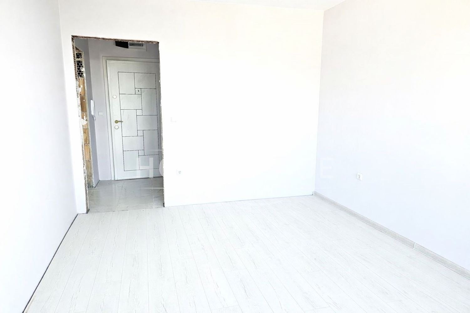 Продава 2-СТАЕН, гр. Варна, Цветен квартал, снимка 3 - Апартаменти - 53857304