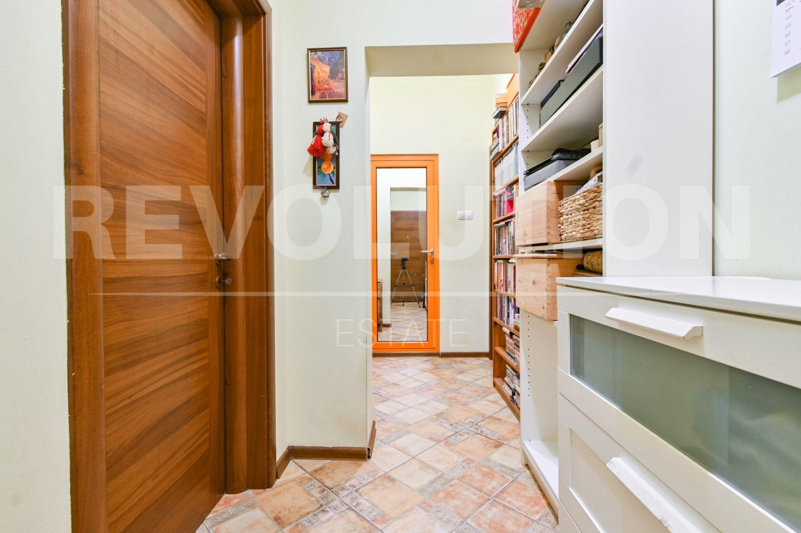 Продава 2-СТАЕН, гр. София, Център, снимка 8 - Апартаменти - 54751786