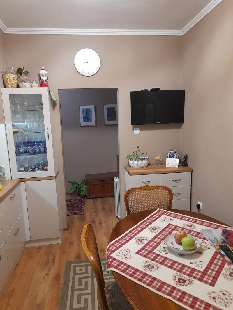 Продава 3-СТАЕН, гр. Пловдив, Христо Смирненски, снимка 2 - Апартаменти - 52849012