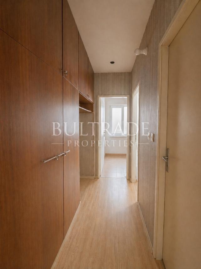 Продава 4-СТАЕН, гр. София, Стрелбище, снимка 3 - Апартаменти - 54254436