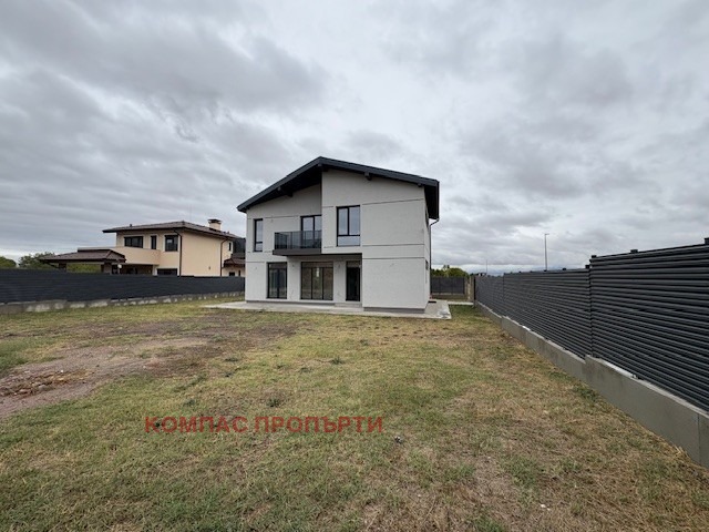 Продава  Къща област София , с. Гара Елин Пелин , 170 кв.м | 41366538
