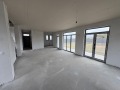 Продава КЪЩА, област София, с. Гара Елин Пелин • 380000 € / 743215.40 лв. • 95231614 3