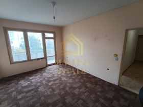 2 dormitorios Vazrazhdane 4, Varna
