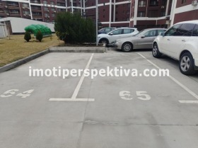 Parkeringsplads Trakiya, Plovdiv 2