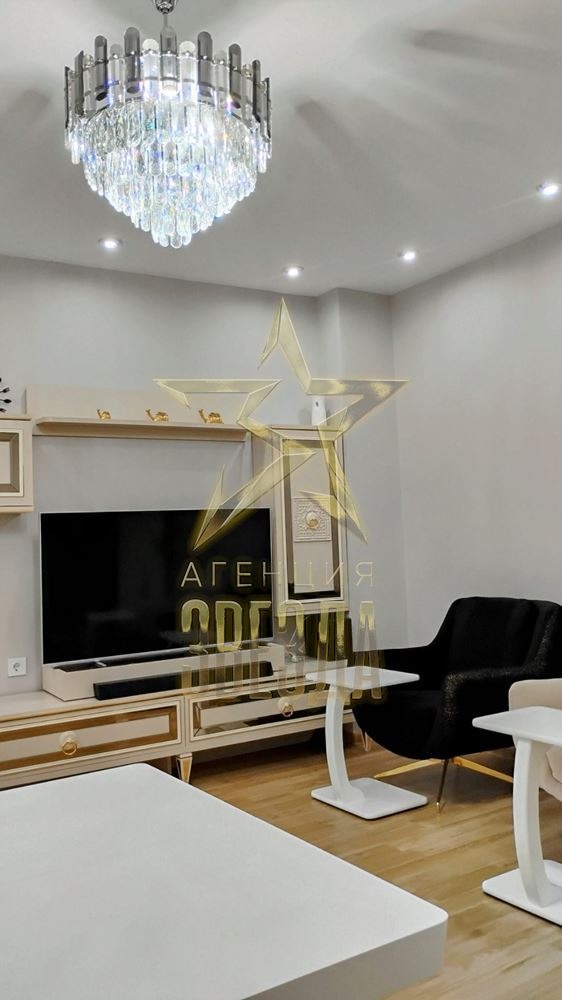 Na sprzedaż  1 sypialnia Plowdiw , Centar , 67 mkw | 84235662