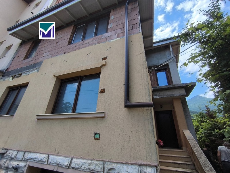 Продава КЪЩА, гр. Враца, Подбалканска