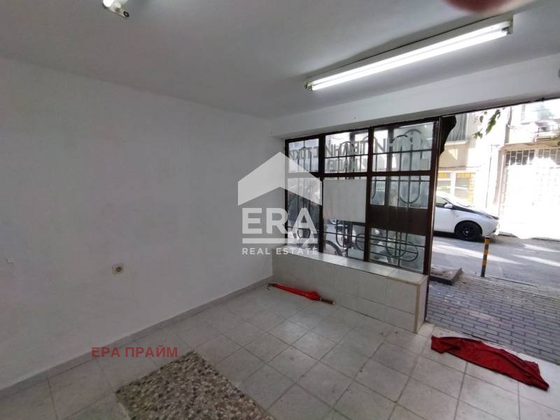 Продава МАГАЗИН, гр. Варна, Зимно кино Тракия, снимка 9 - Магазини - 54700853